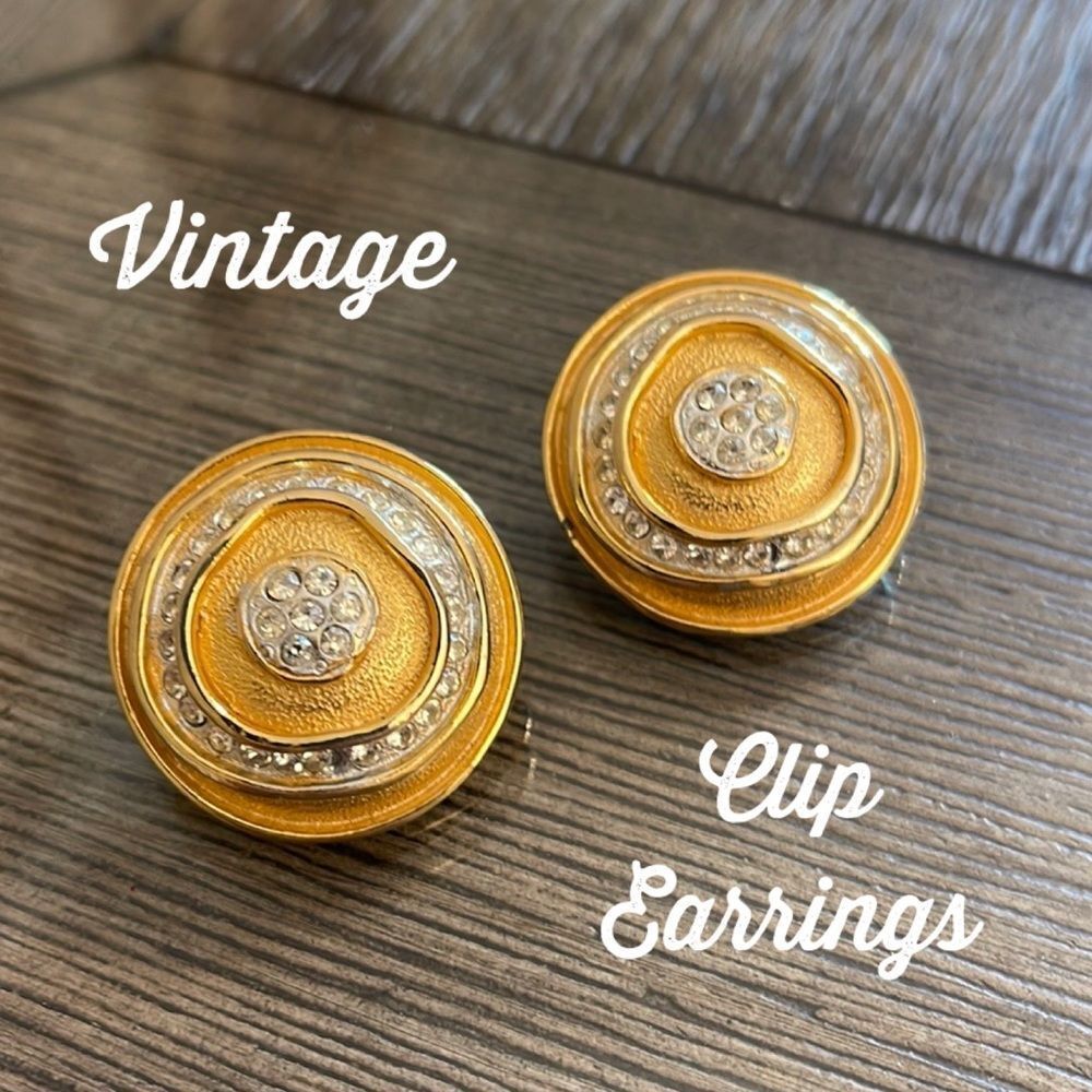 Vintage Gold-tone Round Button Clip Earrings with Rhinestones Modern Design